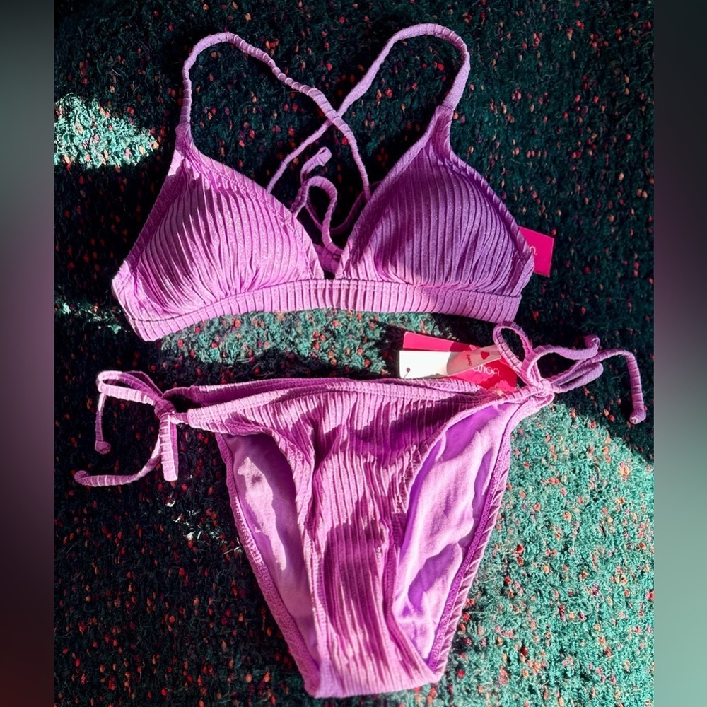 ‼️RARE‼️🎸XHILERATION🎸🔥NWT🔥Light Sparkly Lavender Ribbed Bikini— S Bottons/ M Top